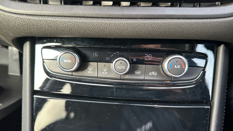 Vauxhall Grandland 1.2 Turbo Ultimate 5dr Petrol Hatchback